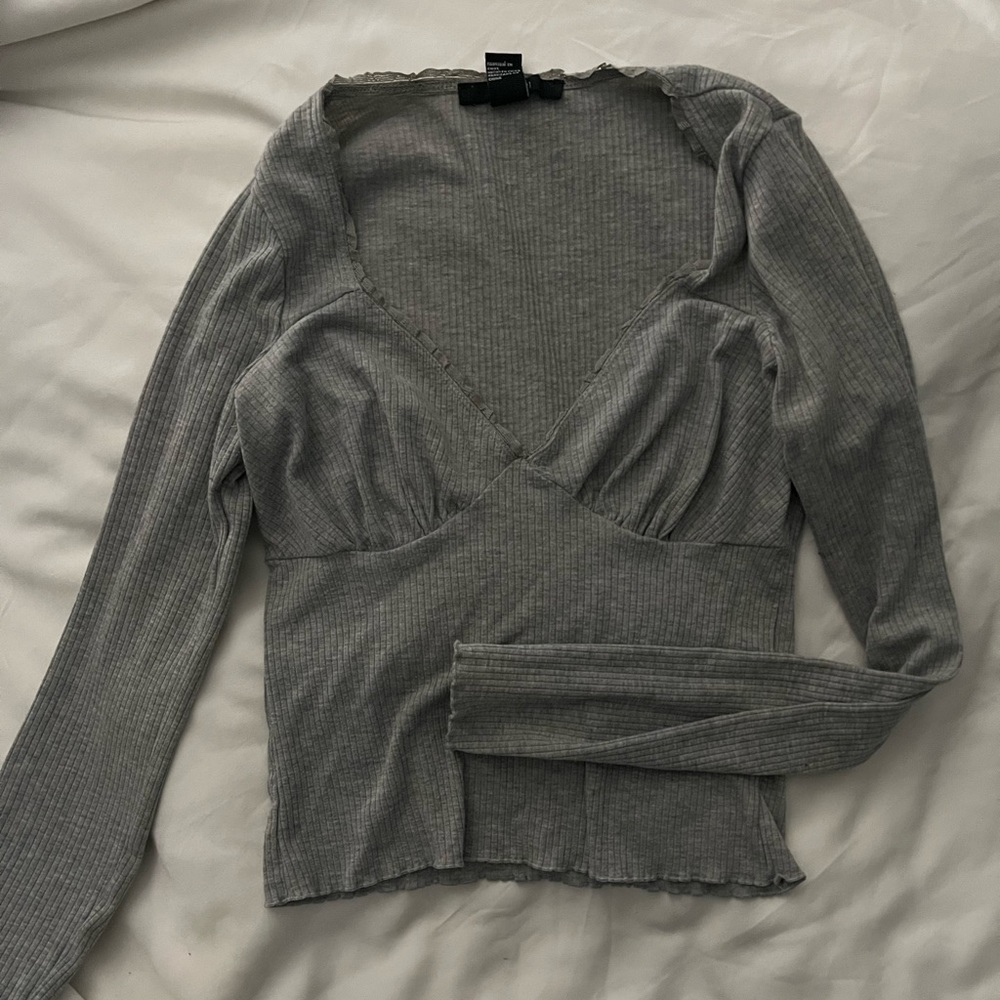 Super cute long sleeve from forever 21